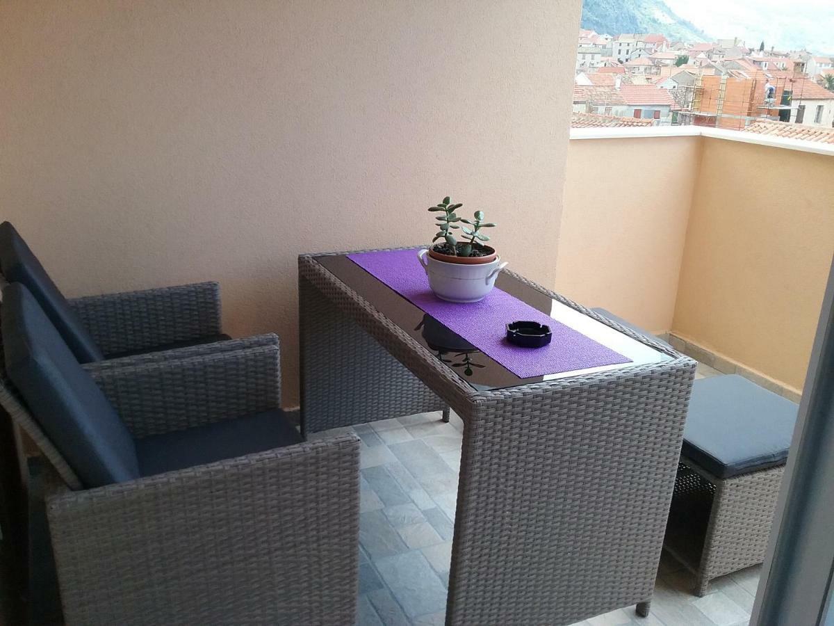 Apartment Willy Komiža Eksteriør billede