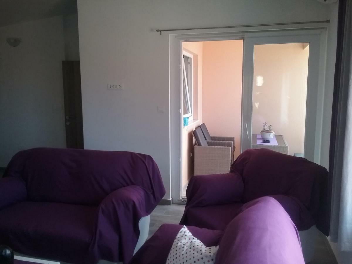 Apartment Willy Komiža Eksteriør billede