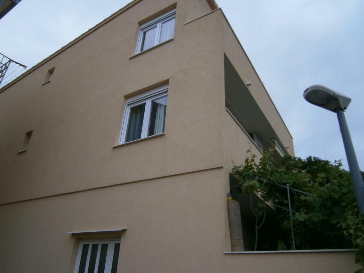 Apartment Willy Komiža Eksteriør billede