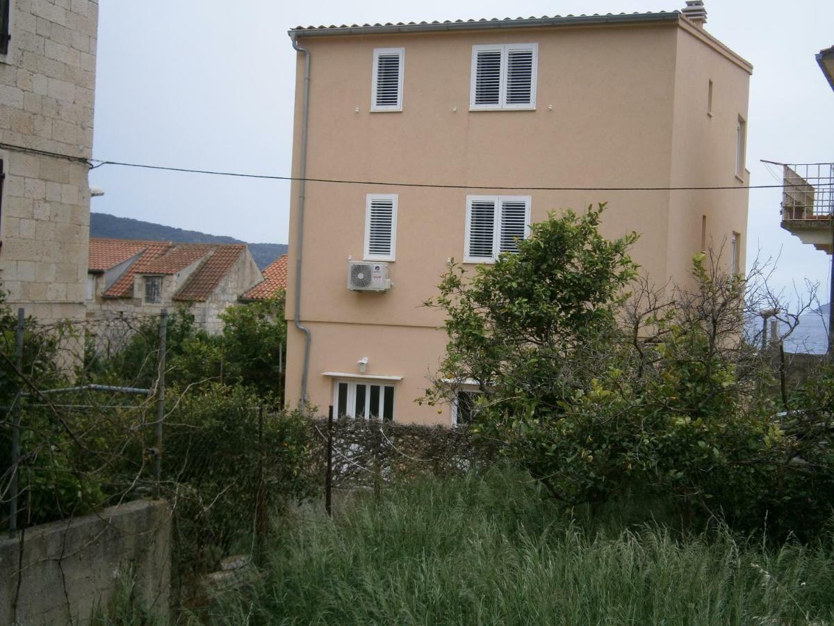 Apartment Willy Komiža Eksteriør billede