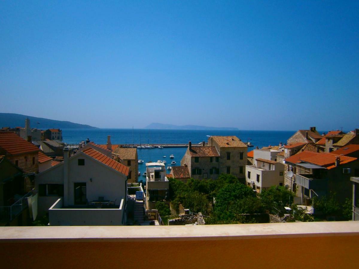 Apartment Willy Komiža Eksteriør billede
